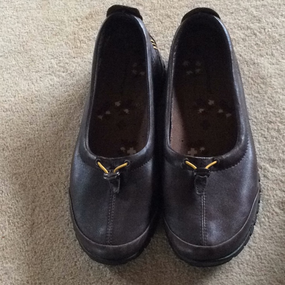 Exofficio flat loafers, brown soft leather Sz 8.5 - Picture 2 of 5